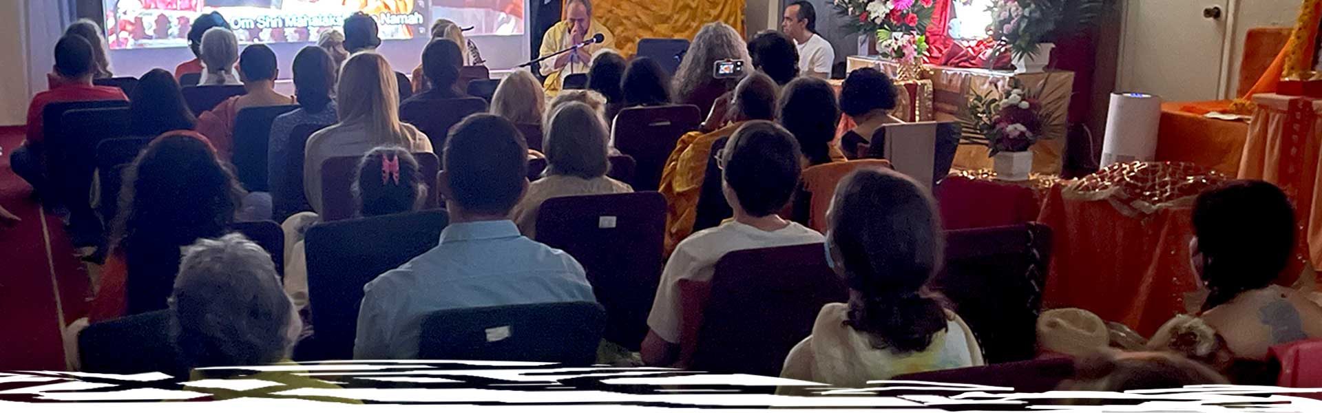 Swami Jyotirmayananda's classes